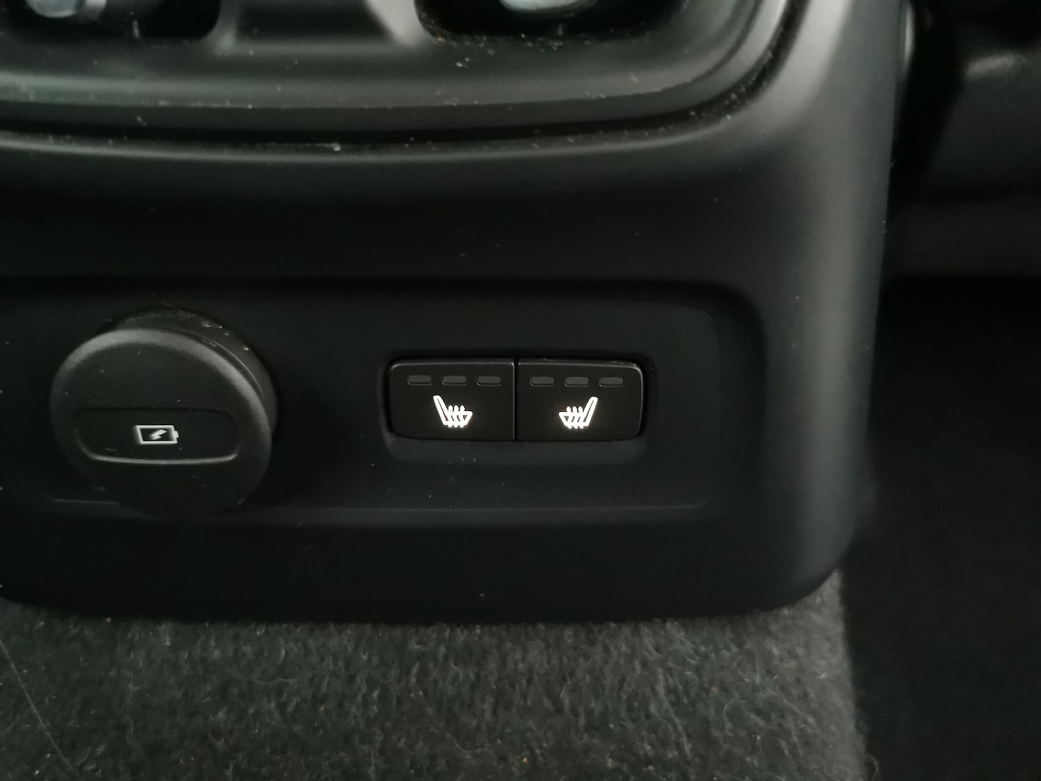 Used Volvo XC40 2022 for sale - 77208085: Photo 13