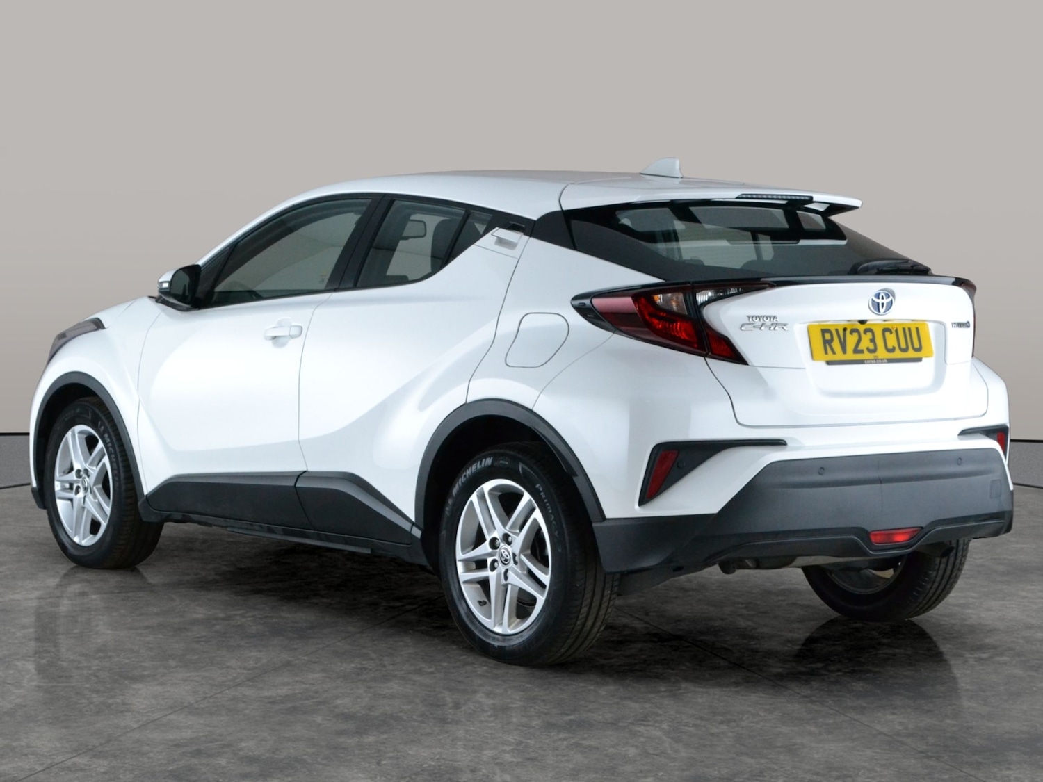 Used Toyota C-HR 2023 for sale - 77934715: Photo 12
