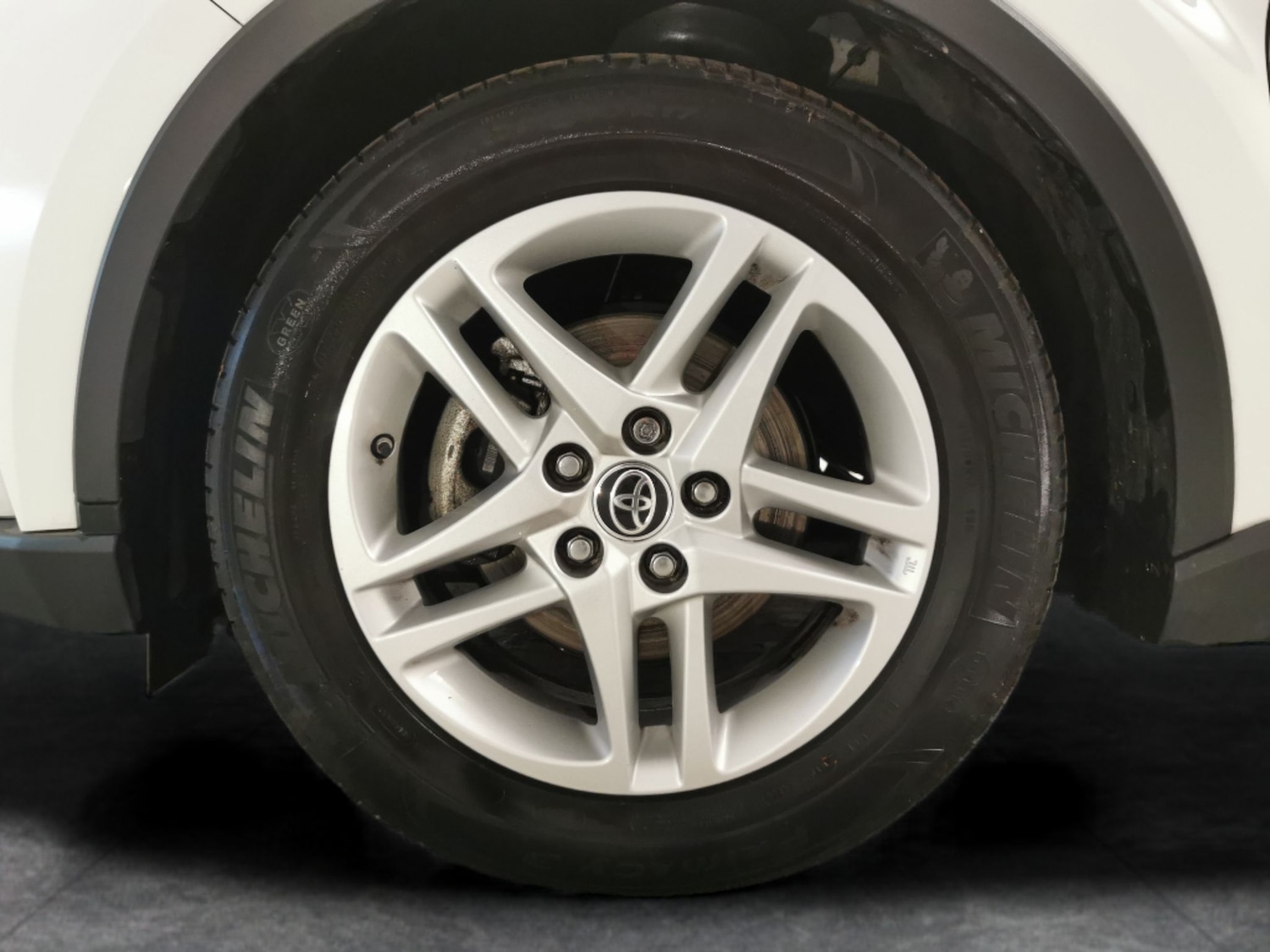 Used Toyota C-HR 2023 for sale - 77934715: Photo 19