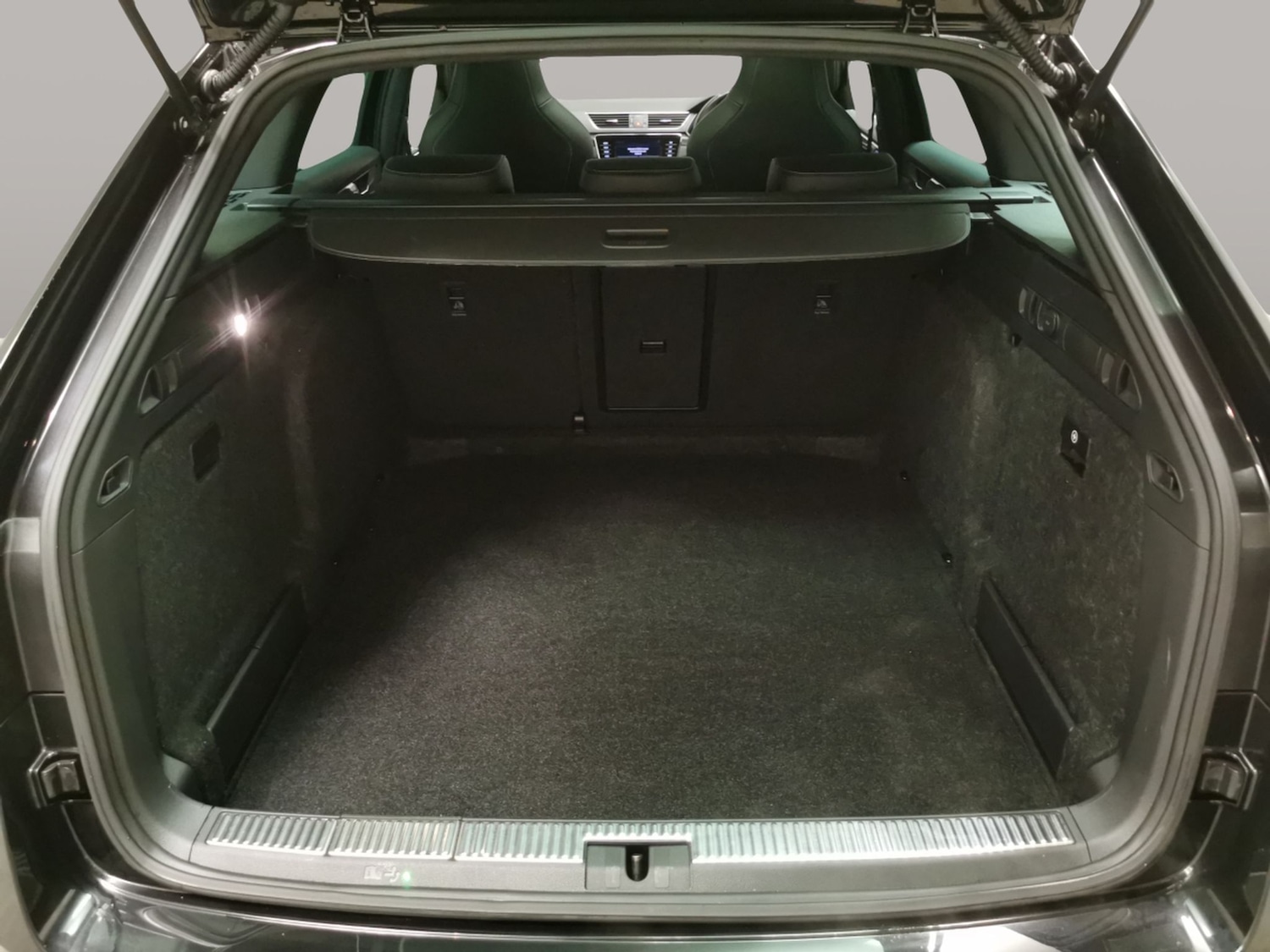 Used Skoda Superb 2019 for sale - 77462263: Photo 31