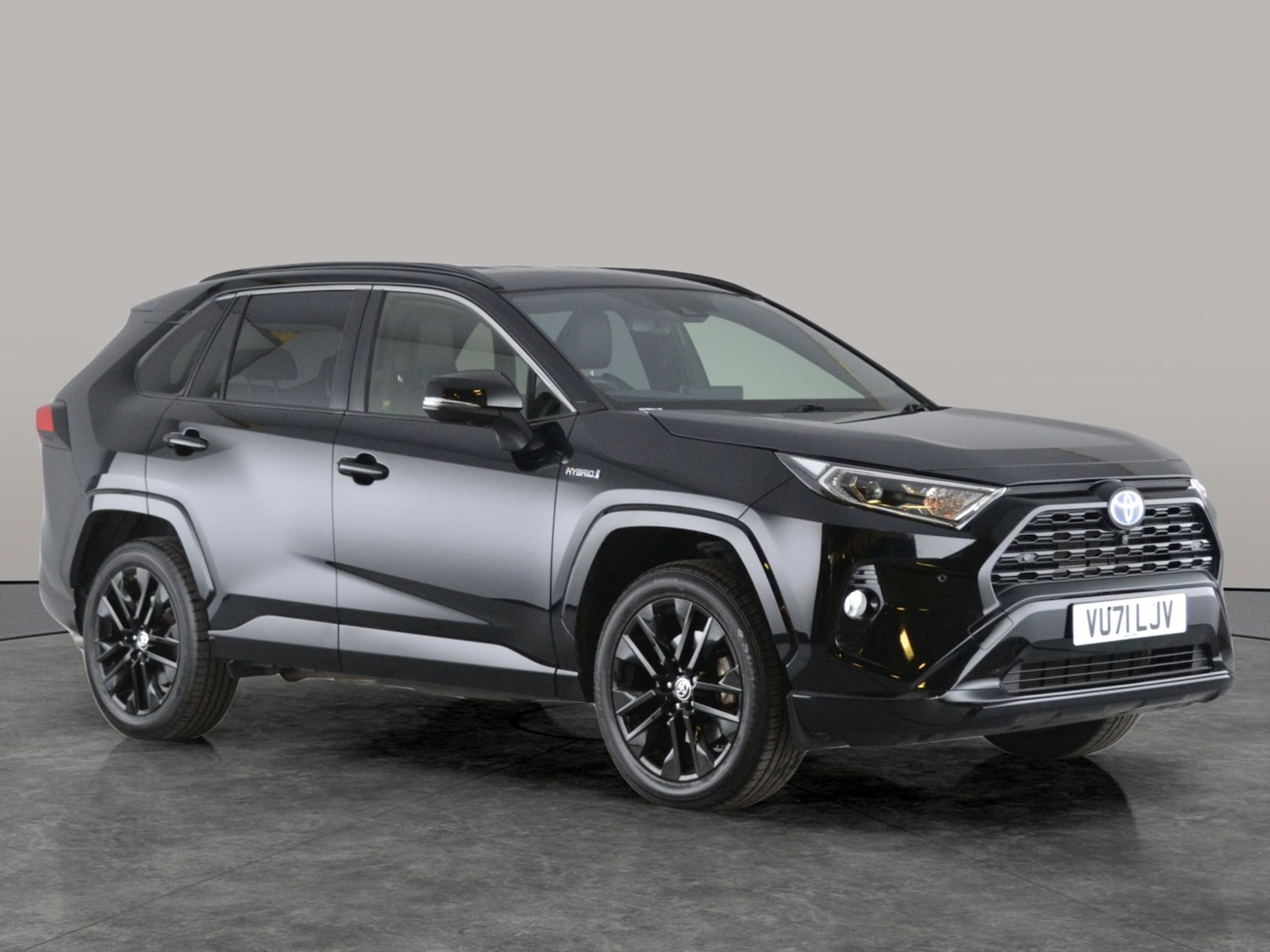 Used Toyota RAV4 2021 for sale - 76171400: Photo 15