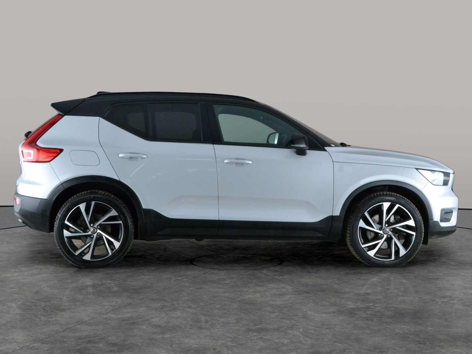 Used Volvo XC40 2021 for sale - 77981267: Photo 9