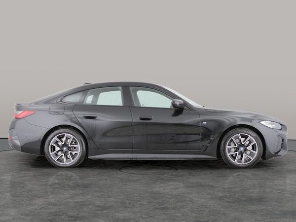 Used BMW i4 2022 for sale - 76230197: Photo 13