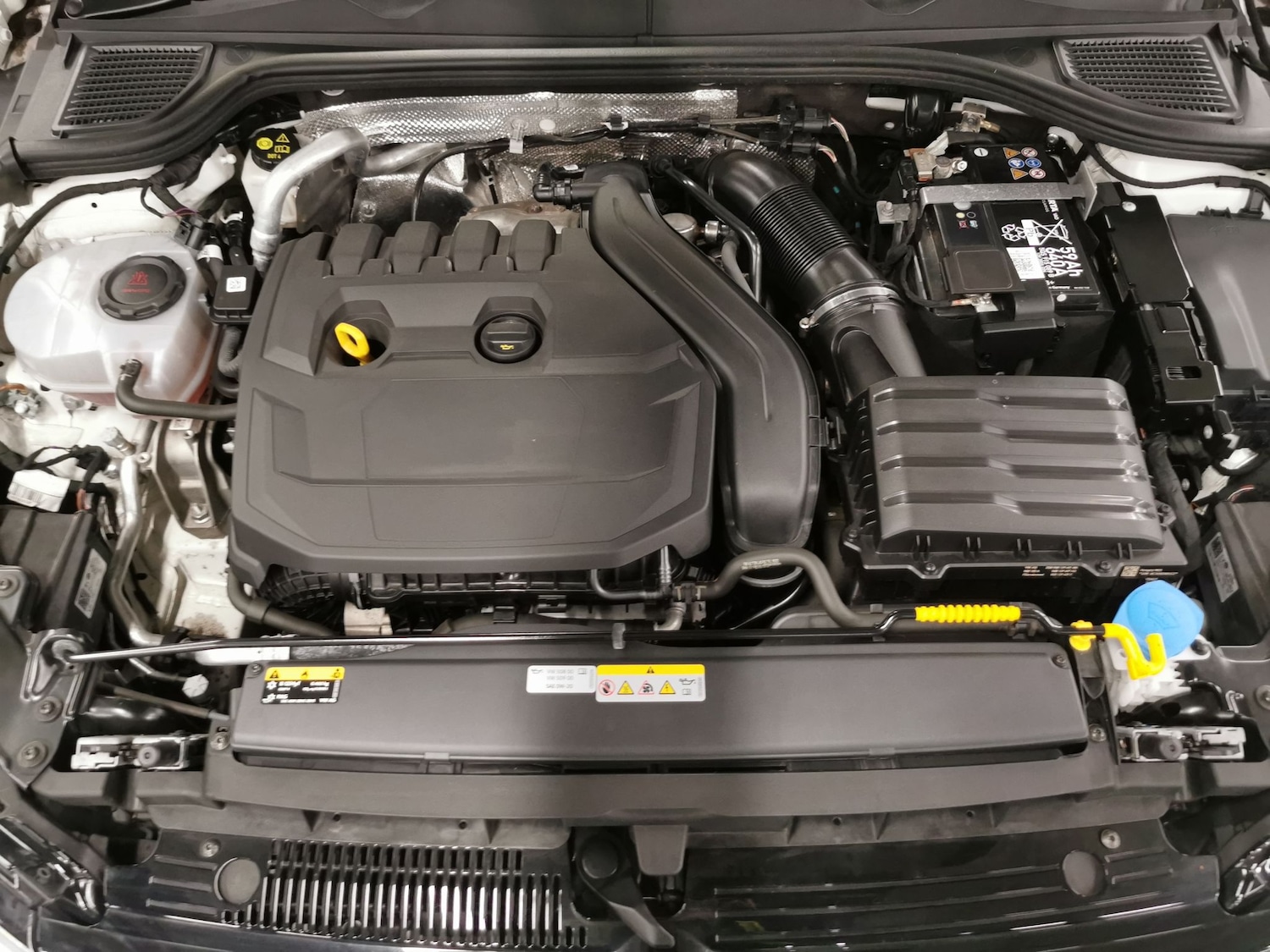 Used Volkswagen Golf 2023 for sale - 77136666: Photo 34