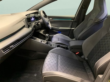 Used Volkswagen Golf 2022 for sale - 75957930: Photo