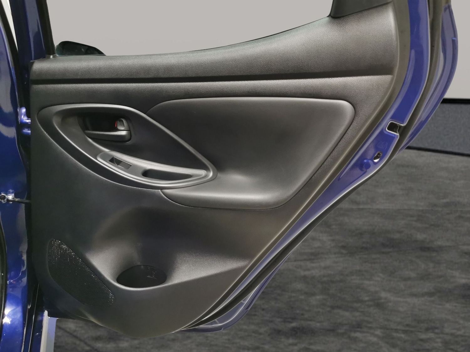 Used Toyota Yaris 2023 for sale - 77771544: Photo 25