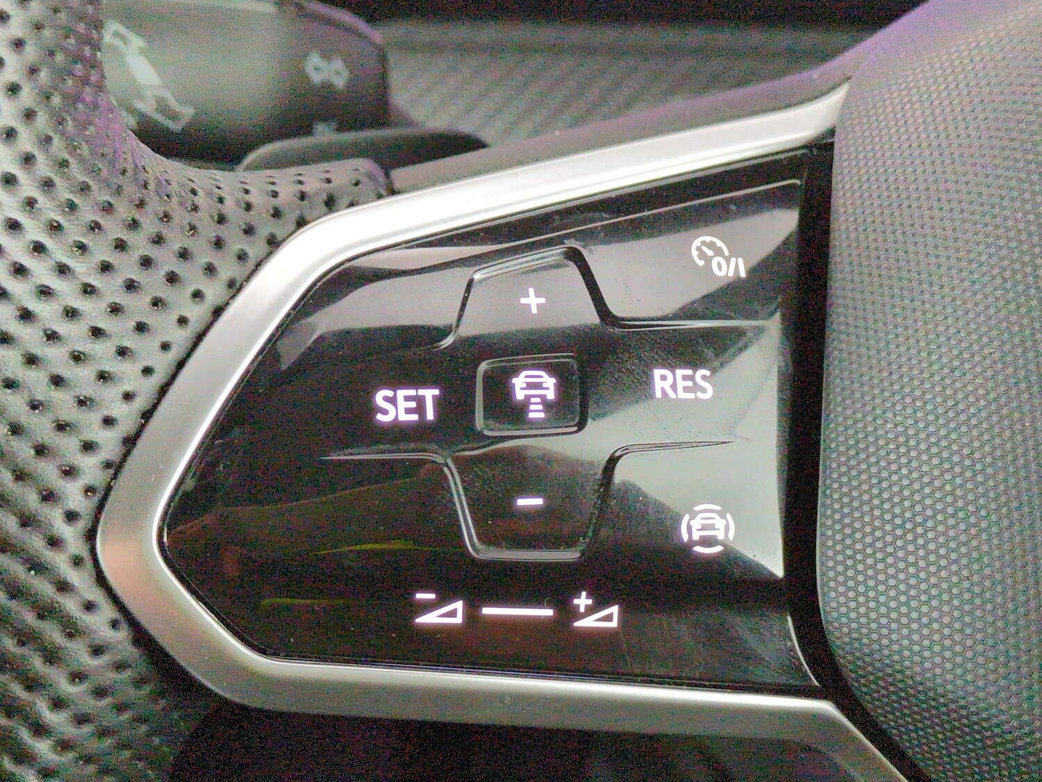 Used Volkswagen Golf 2024 for sale - 77529972: Photo 20