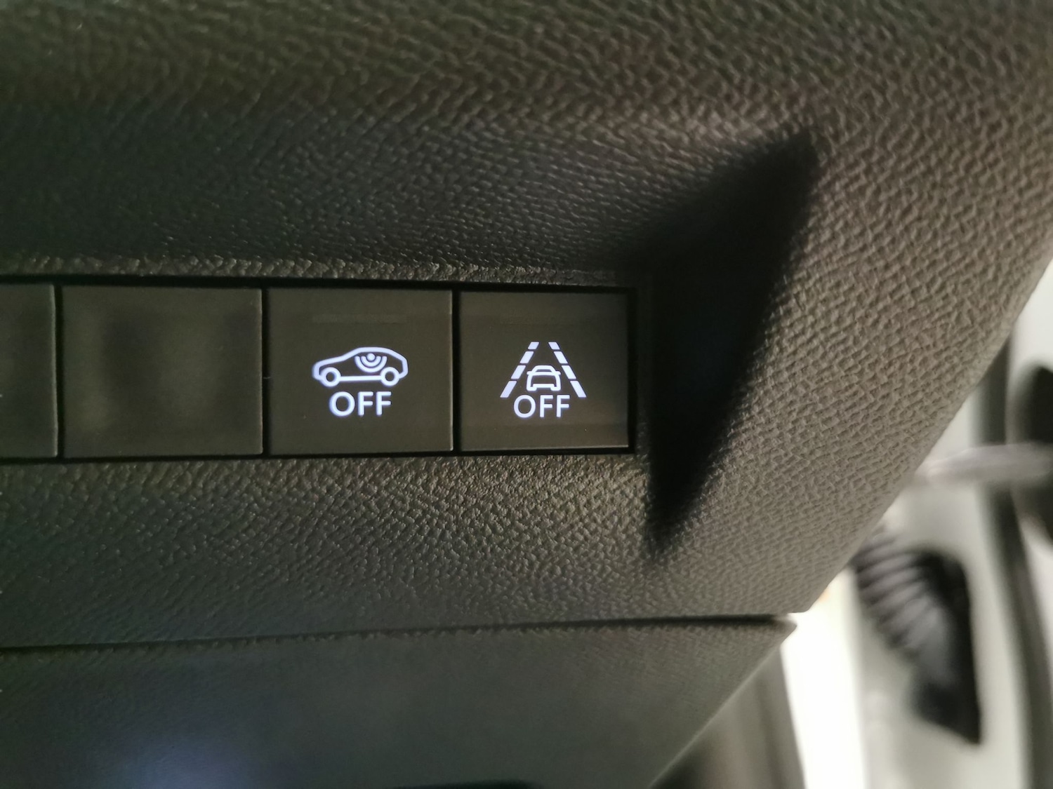 Used Peugeot 2008 2022 for sale - 76980537: Photo 19