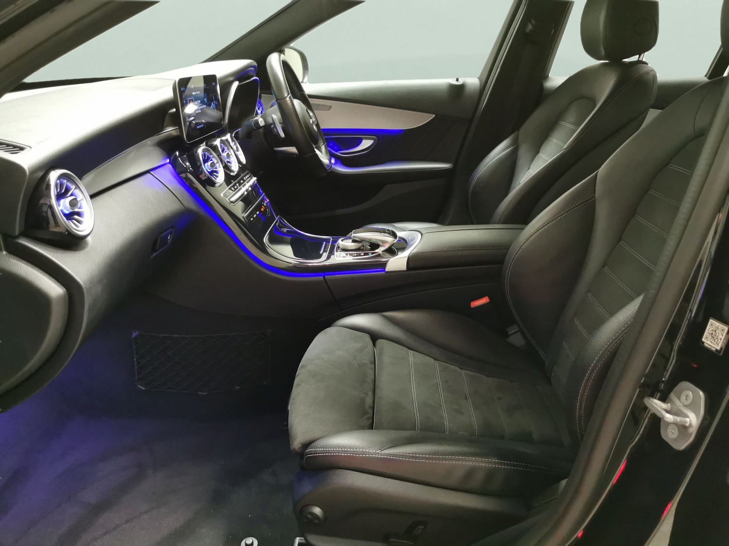 Used Mercedes-Benz C Class 2019 for sale - 76722646: Photo 4