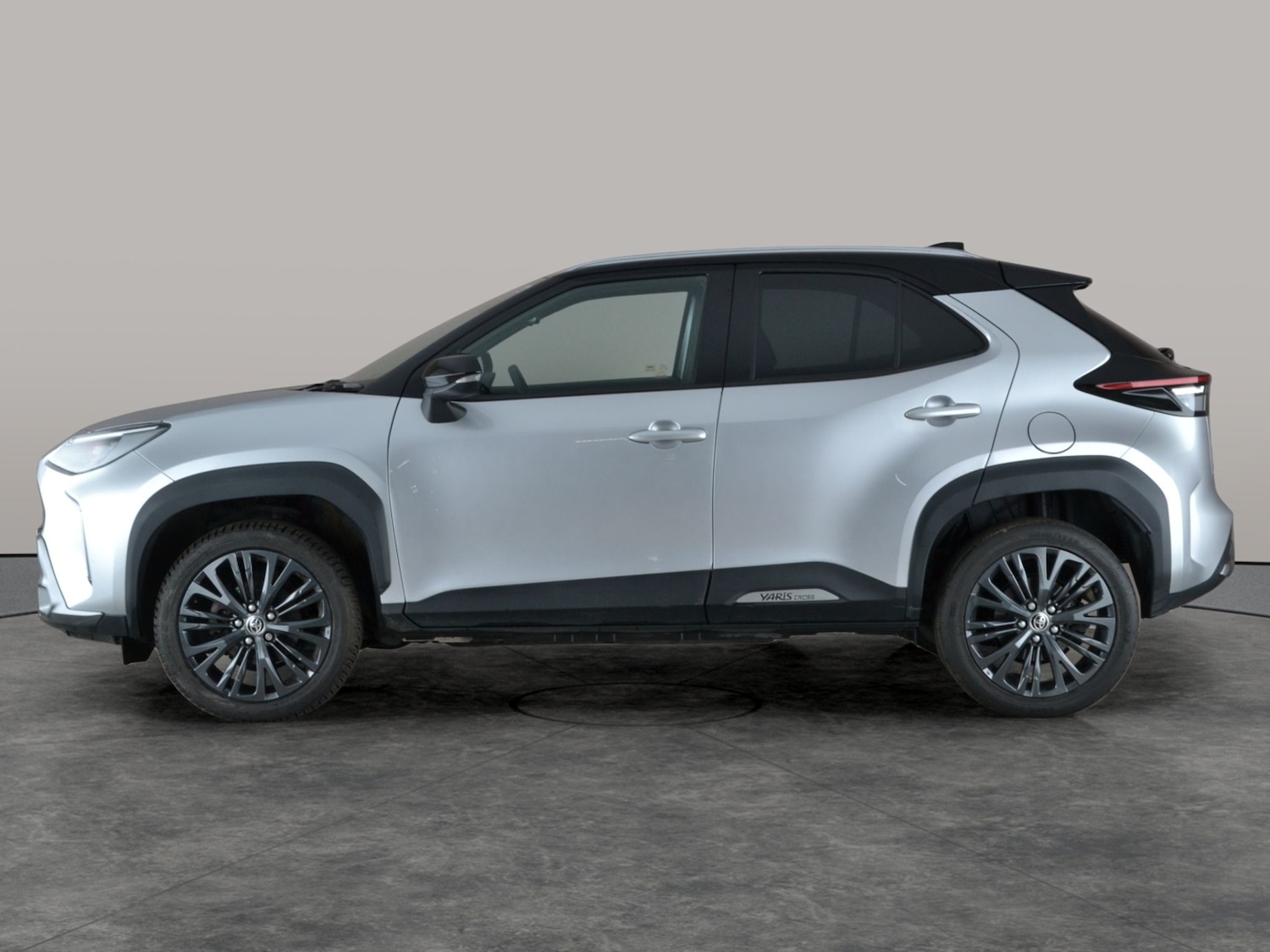 Used Toyota Yaris Cross 2022 for sale - 76958331: Photo 13