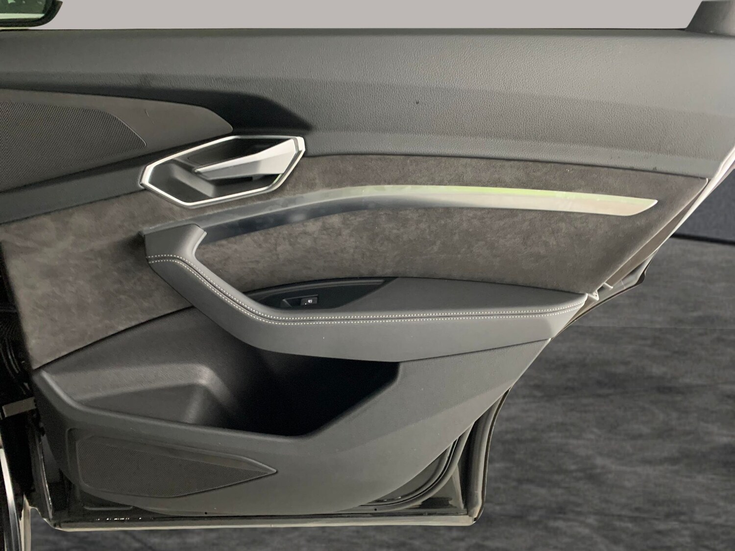 Used Audi e-tron 2021 for sale - 77911719: Photo 35