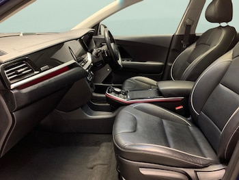 Used Kia Niro 2021 for sale - 77740459: Photo