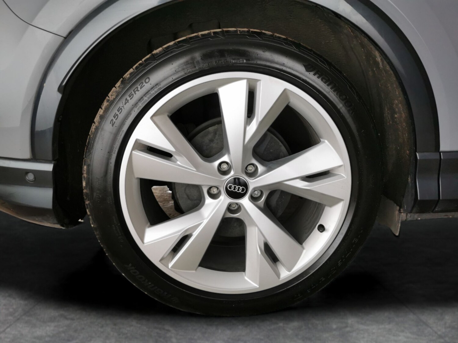 Used Audi Q4 e-tron 2023 for sale - 78067896: Photo 28