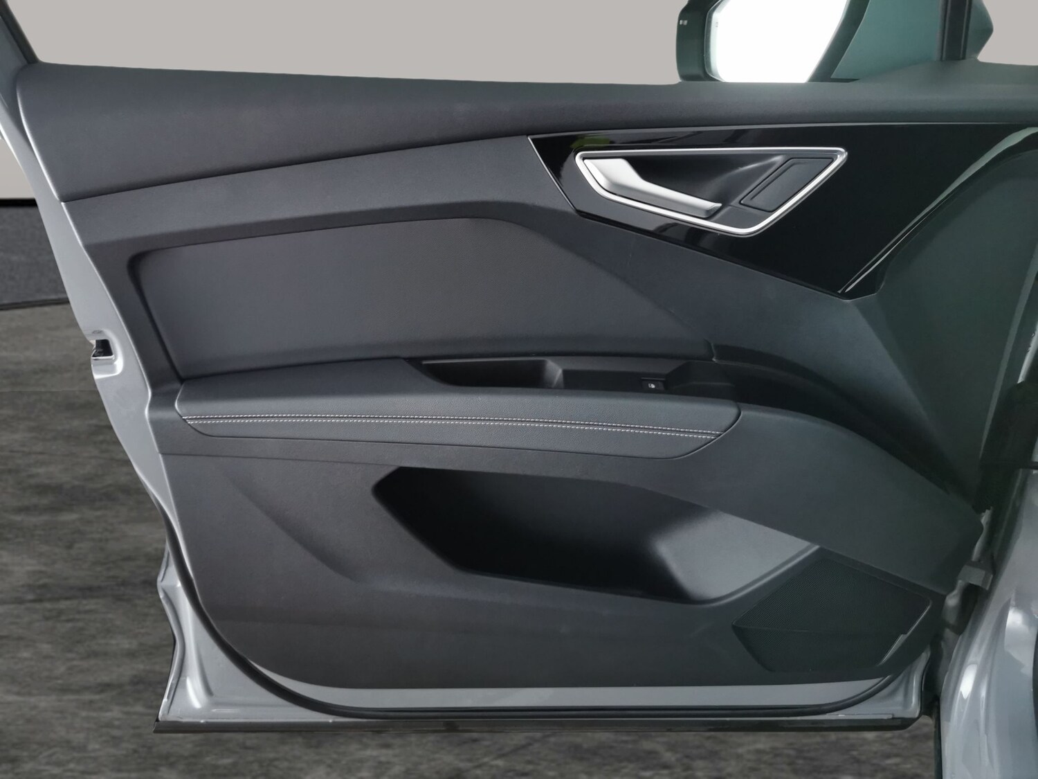 Used Audi Q4 e-tron 2023 for sale - 78067896: Photo 30