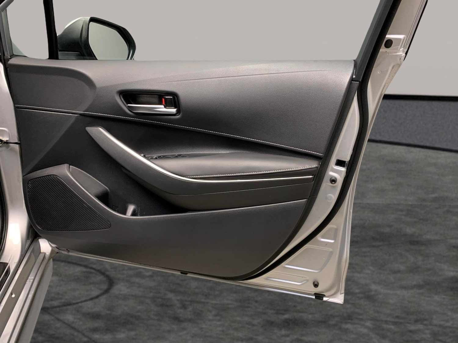 Used Toyota Corolla 2023 for sale - 77043635: Photo 28