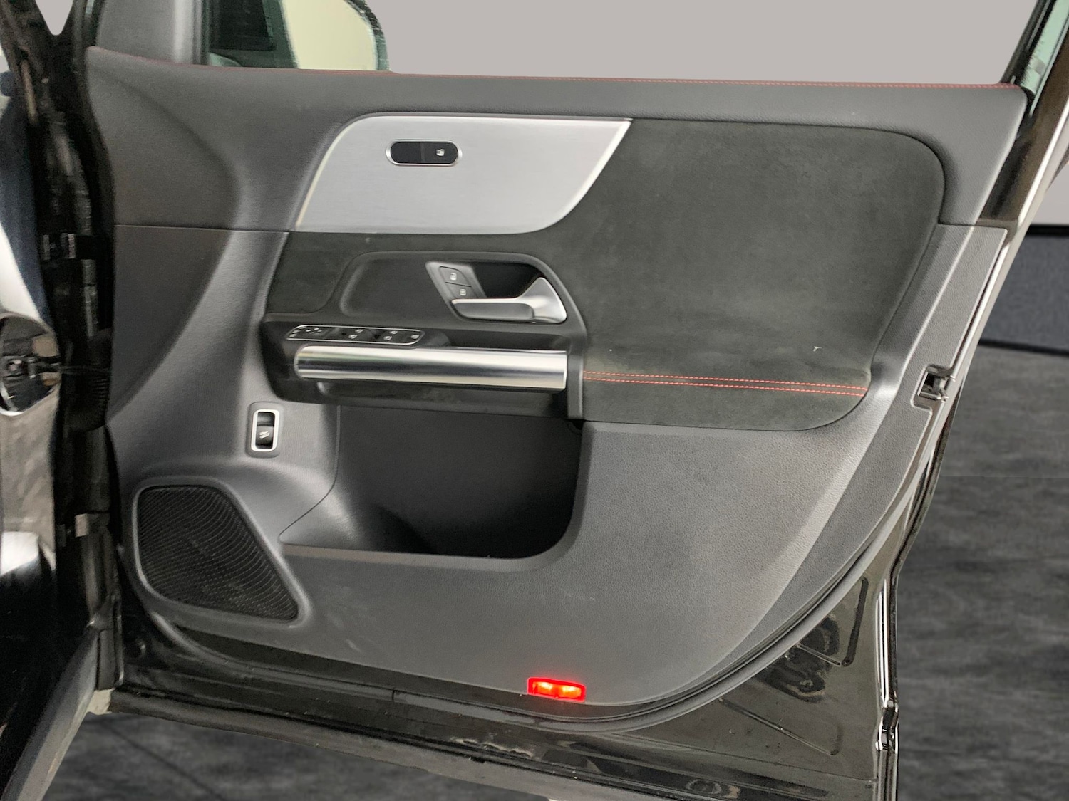 Used Mercedes-Benz EQA 2021 for sale - 77043655: Photo 37