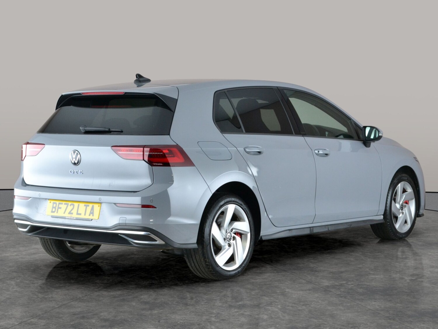 Used Volkswagen Golf 2022 for sale - 77711111: Photo 9