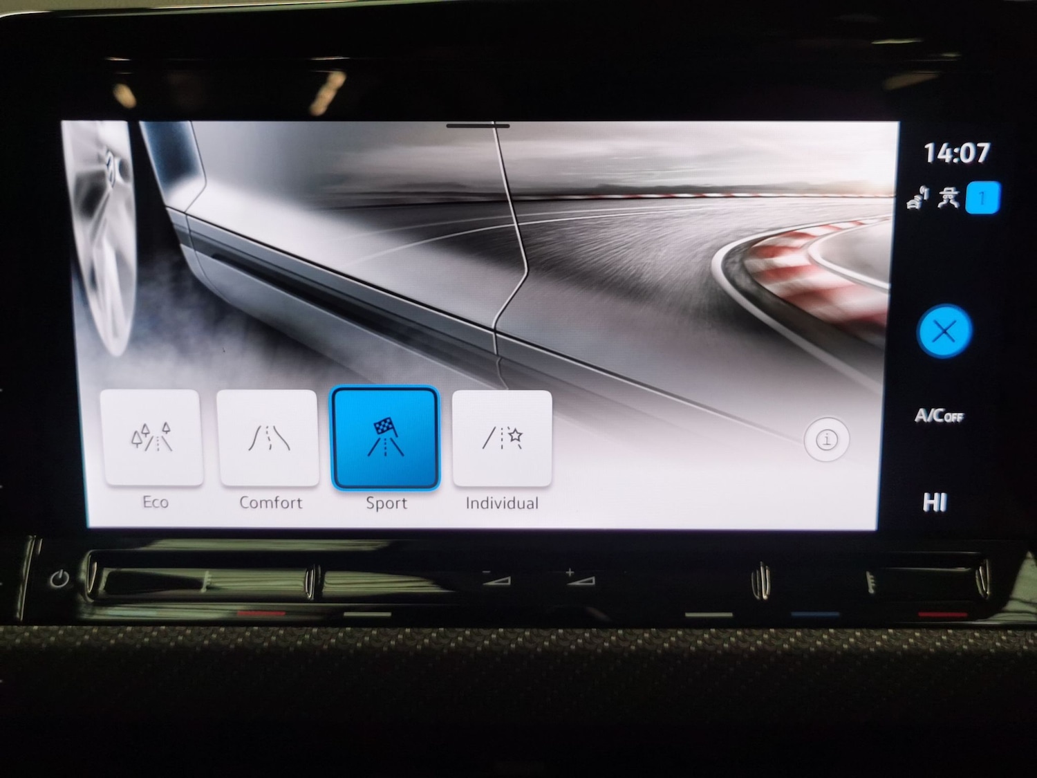 Used Volkswagen Golf 2024 for sale - 77333527: Photo 16