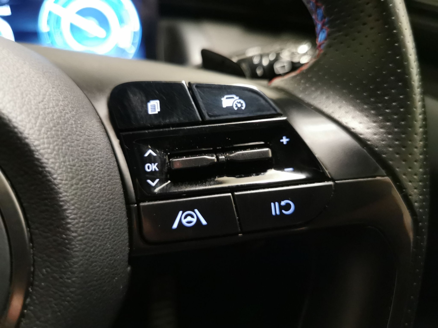 Used Hyundai TUCSON 2022 for sale - 76401012: Photo 32