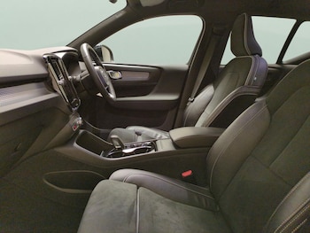 Used Volvo XC40 2022 for sale - 79408720: Photo