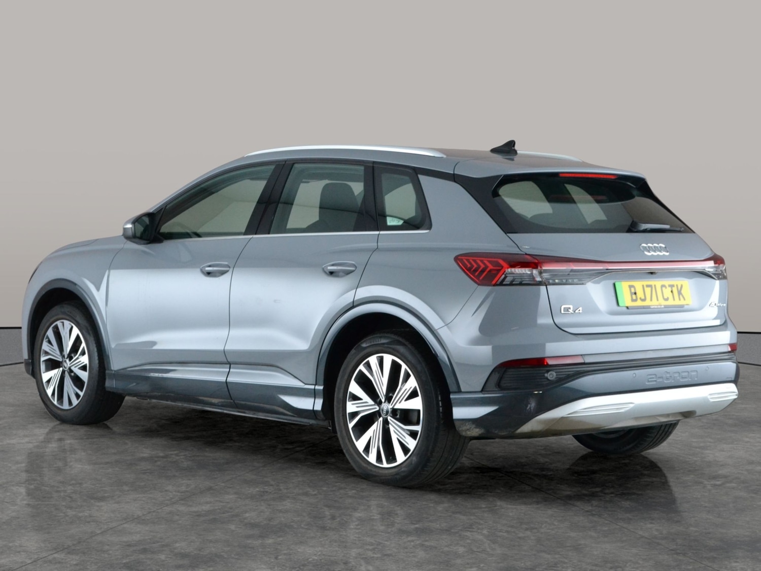 Used Audi Q4 e-tron 2021 for sale - 77020029: Photo 12