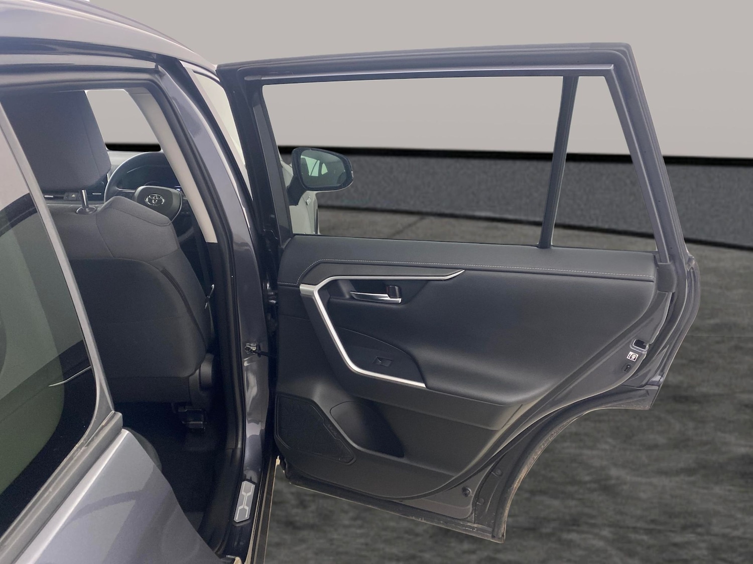 Used Toyota RAV4 2021 for sale - 77946689: Photo 24