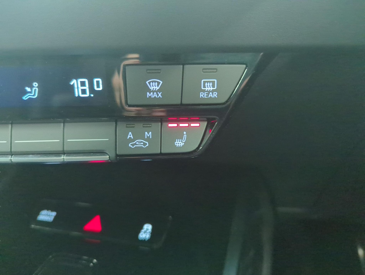 Used Audi Q4 e-tron 2023 for sale - 77240622: Photo 19