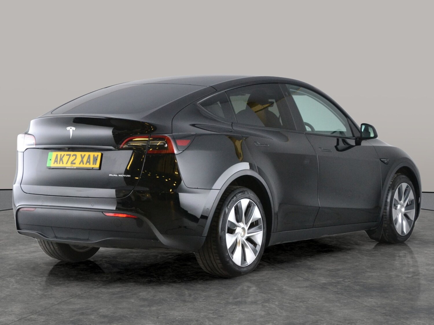 Used Tesla Model Y 2022 for sale - 77932410: Photo 12