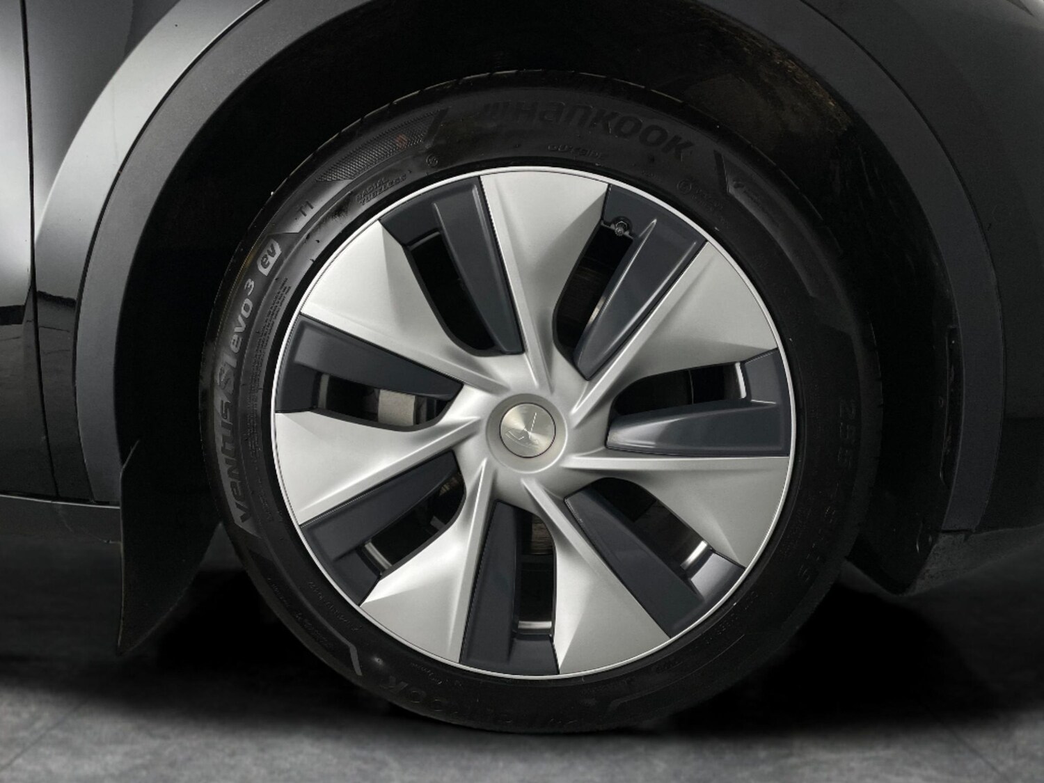 Used Tesla Model Y 2022 for sale - 77932410: Photo 34