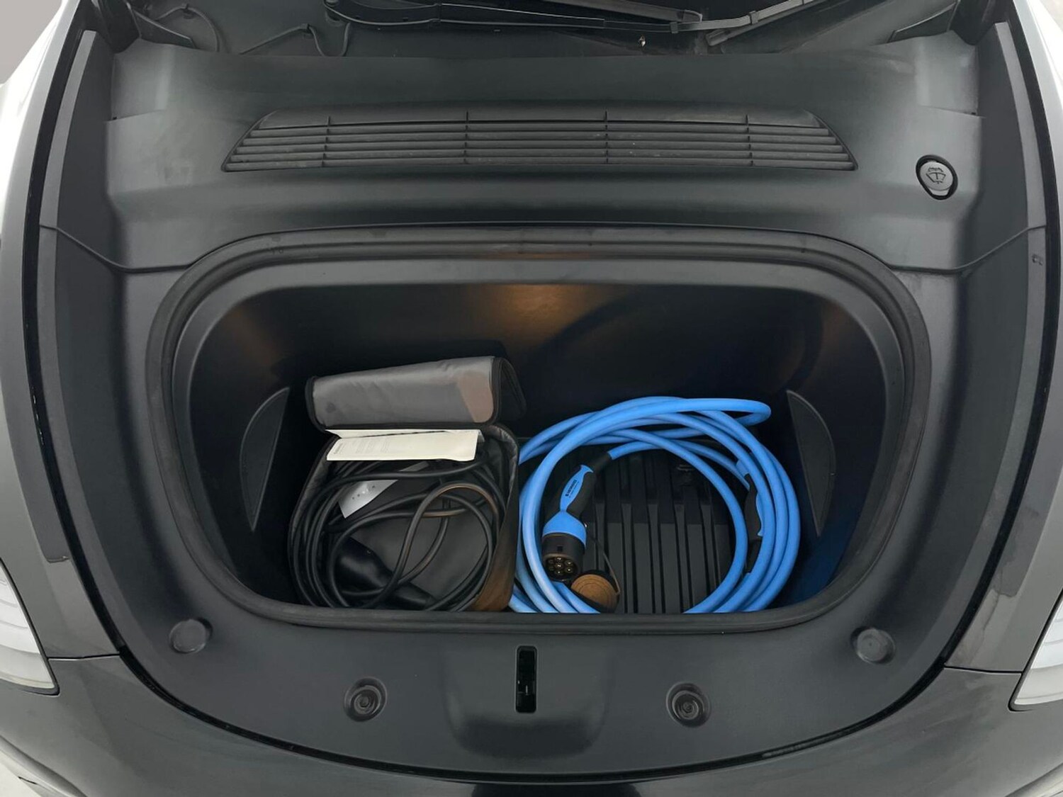 Used Tesla Model Y 2022 for sale - 77932410: Photo 44