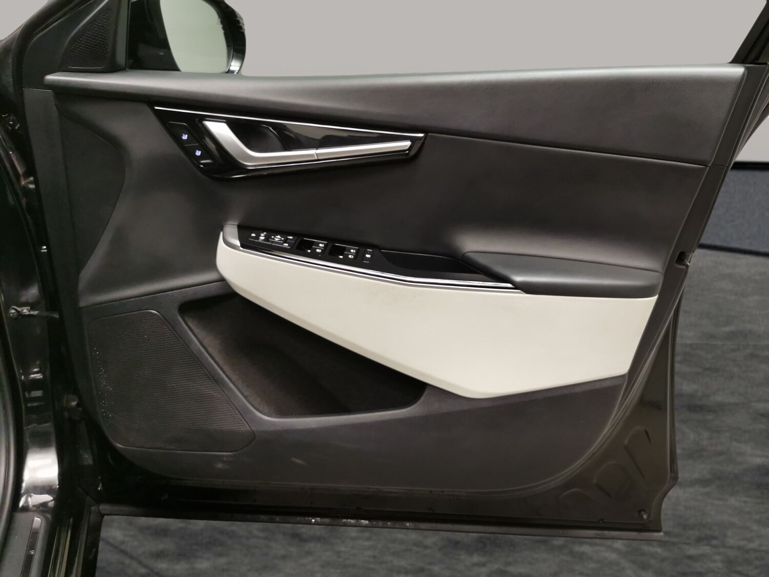 Used Kia EV6 2022 for sale - 77552666: Photo 30