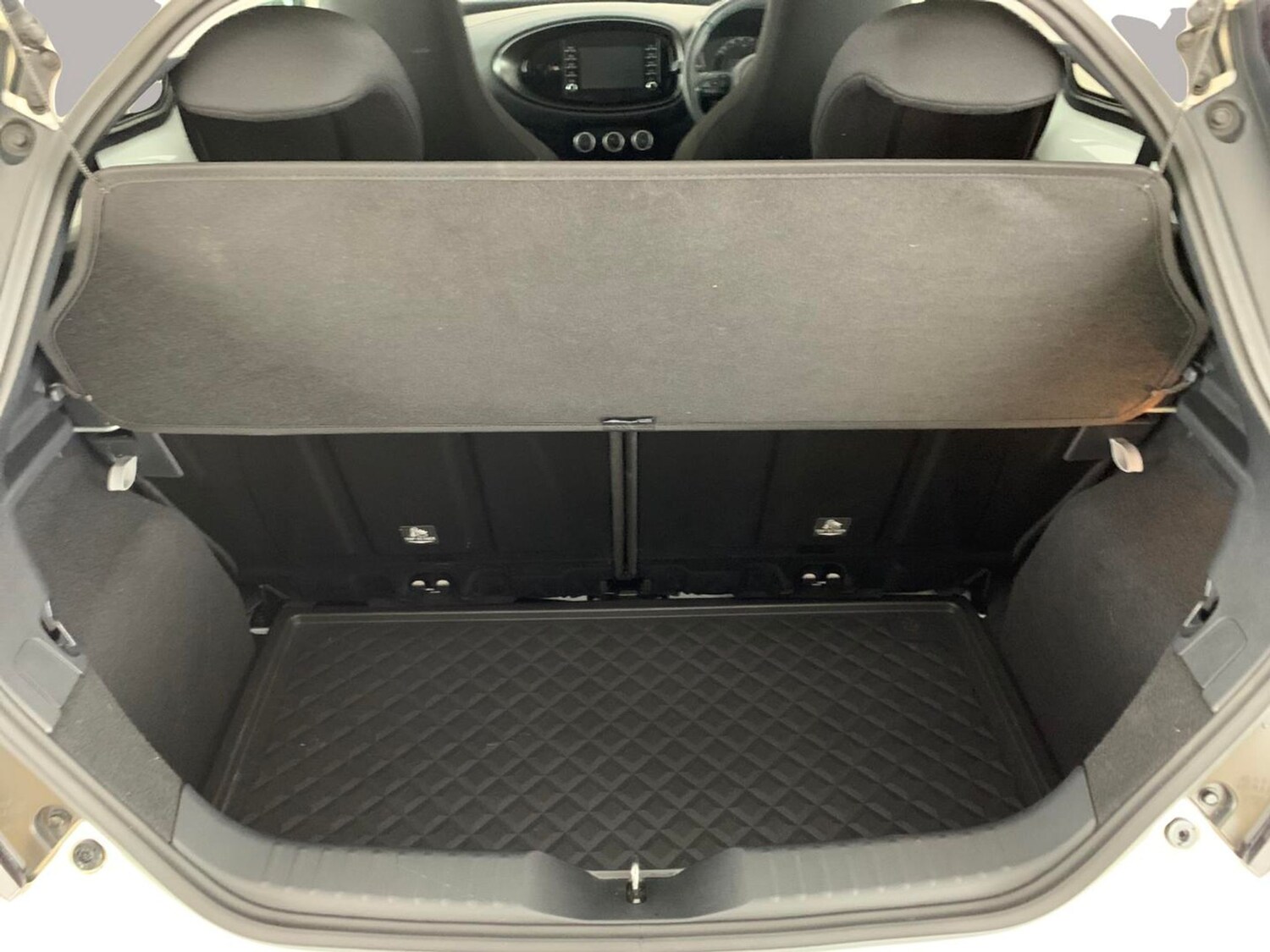 Used Toyota Aygo X 2023 for sale - 77894143: Photo 32