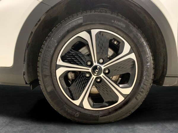 Used Kia XCeed 2023 for sale - 76244976: Photo 28
