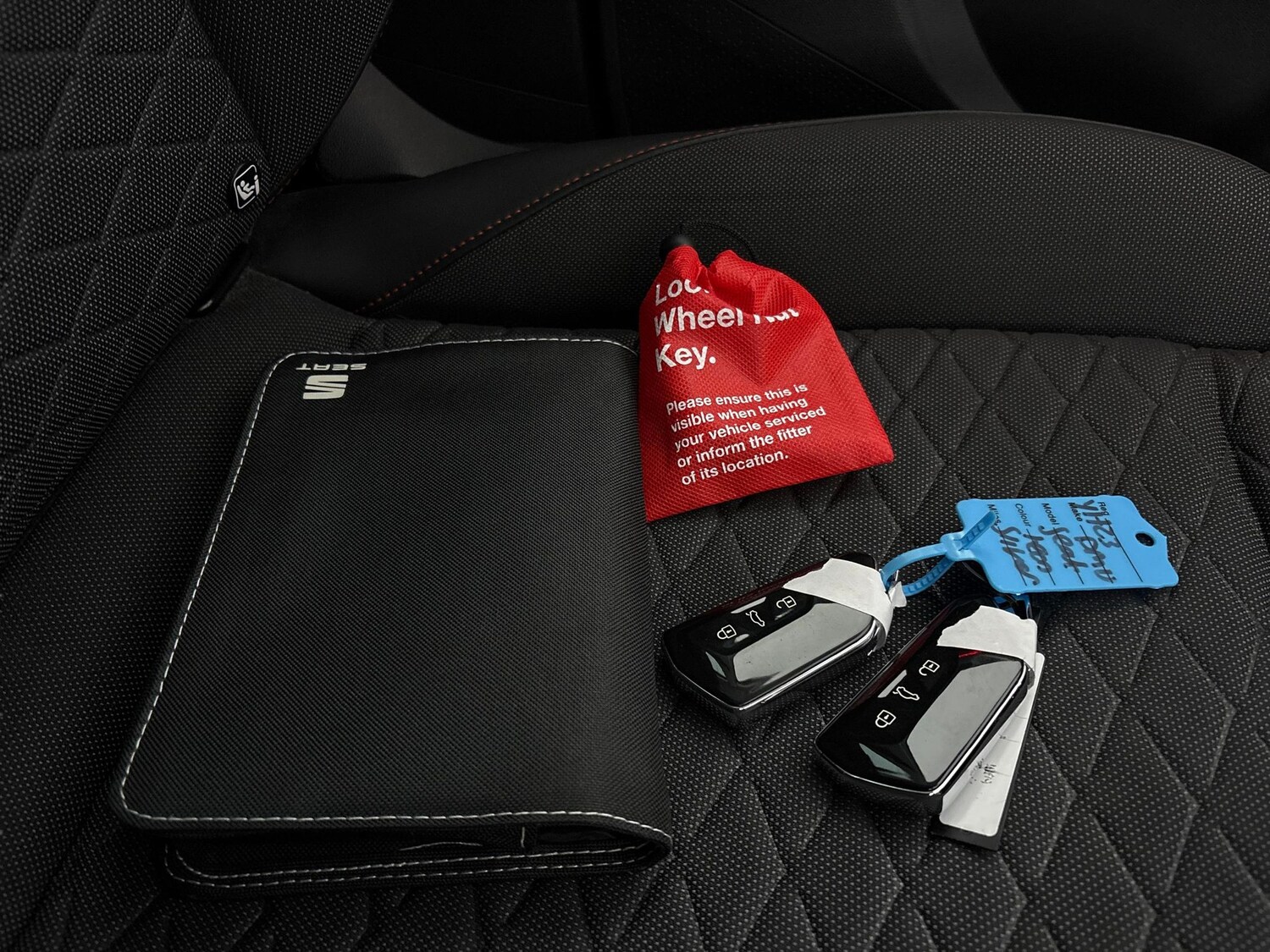 Used SEAT Leon 2023 for sale - 78144390: Photo 32