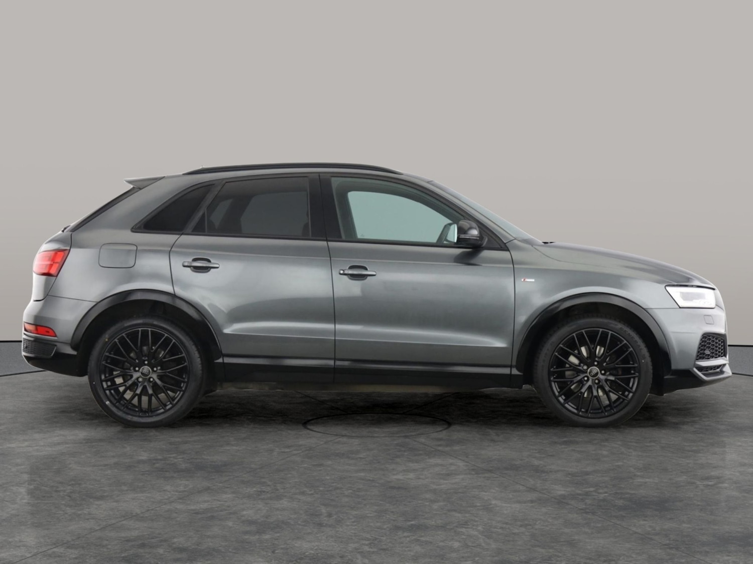 Used Audi Q3 2018 for sale - 77894159: Photo 5