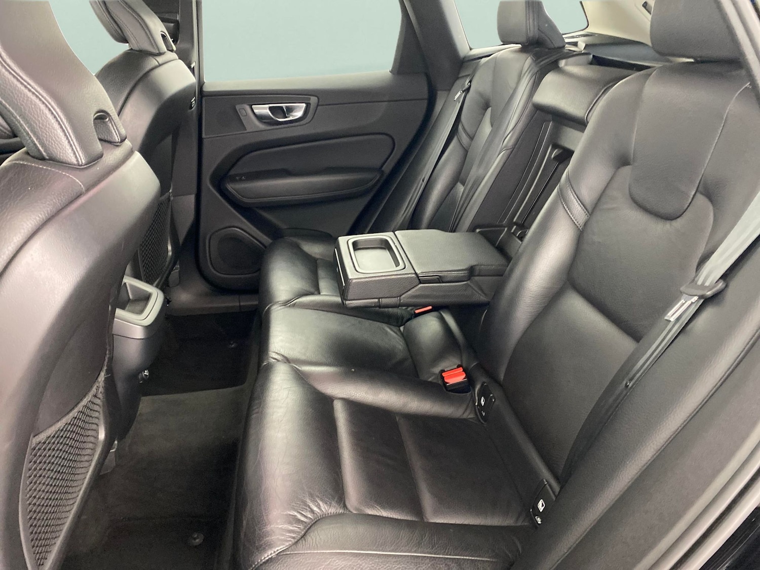 Used Volvo XC60 2020 for sale - 78163672: Photo 25