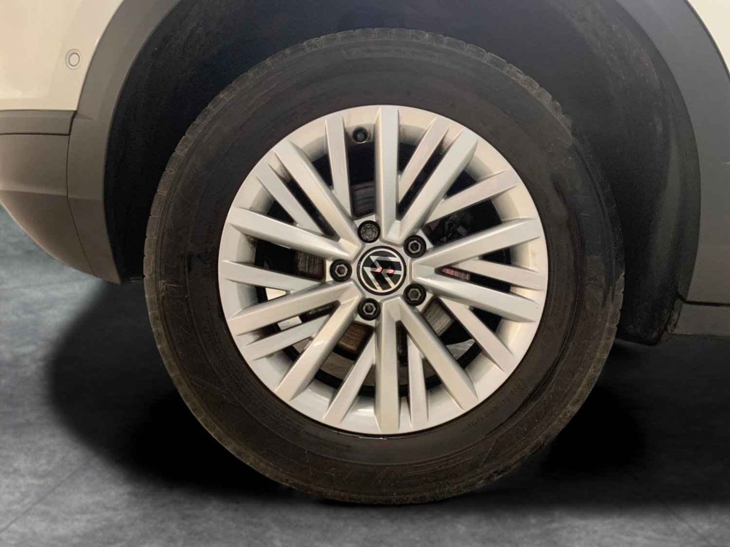 Used Volkswagen T-Roc 2023 for sale - 77160937: Photo 18