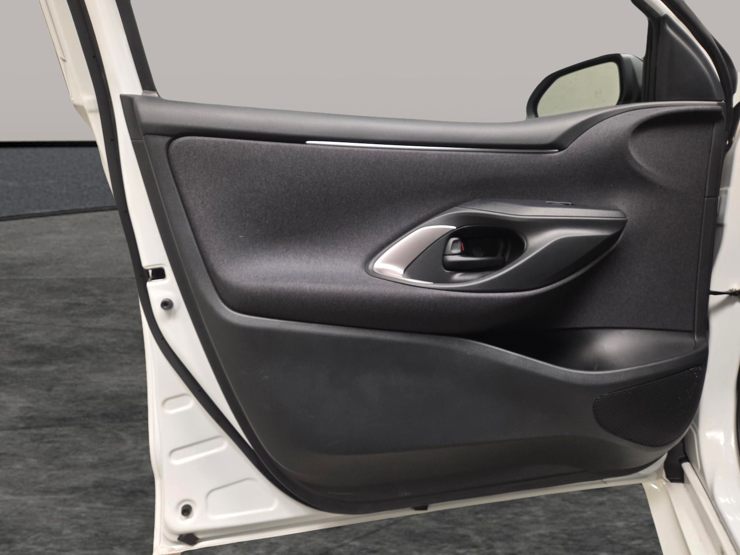 Used Mazda Mazda2 HYBRID 2023 for sale - 77619657: Photo 23