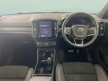 Used Volvo XC40 undefined for sale - 78329810: Photo