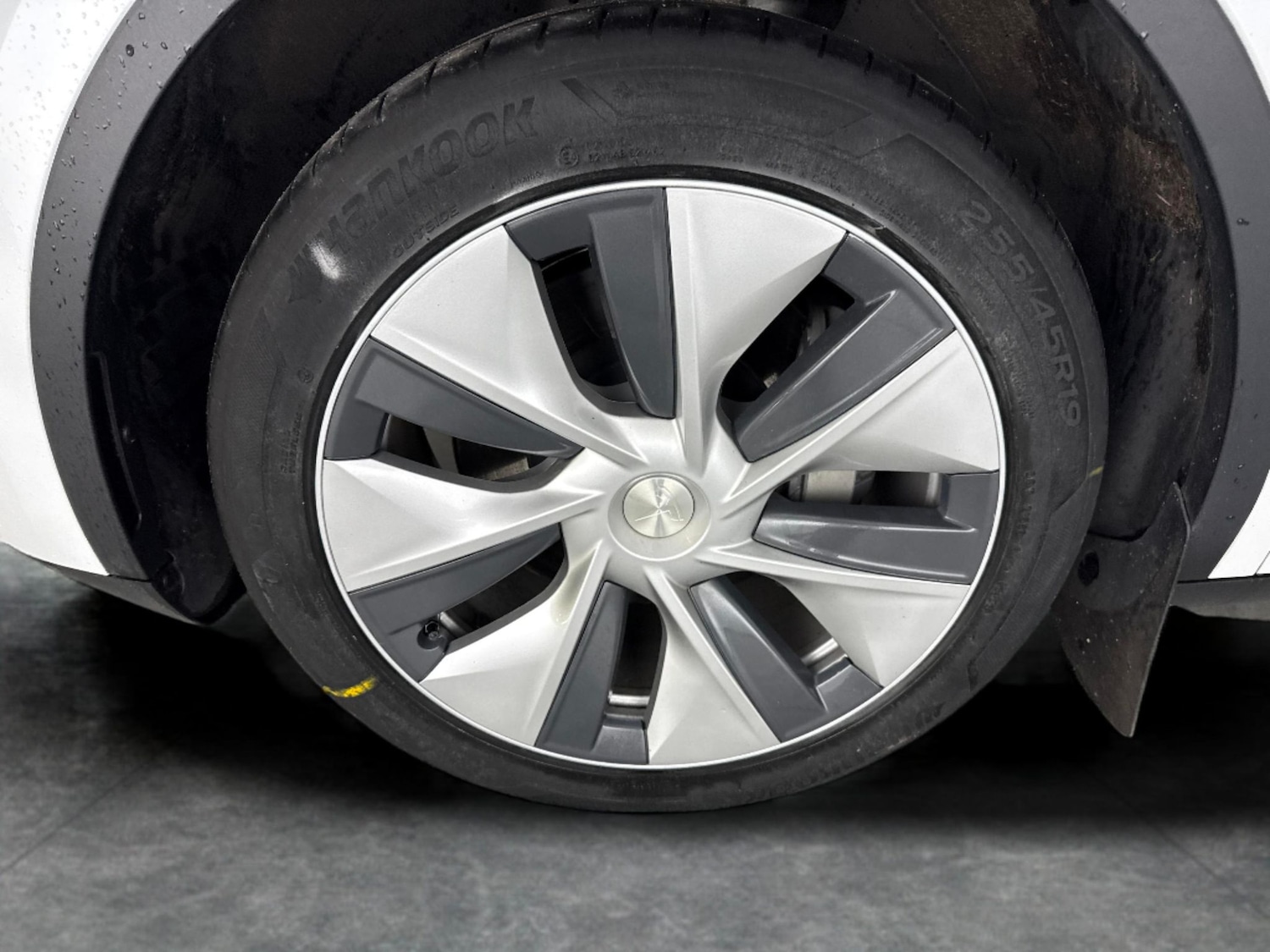 Used Tesla Model Y 2023 for sale - 77543070: Photo 22