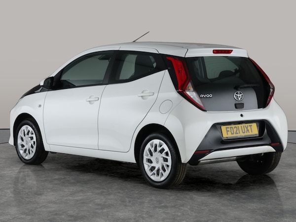 Used Toyota AYGO 2021 for sale - 76249688: Photo 15