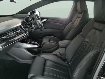 Used Audi Q4 e-tron 2022 for sale - 77691308: Photo