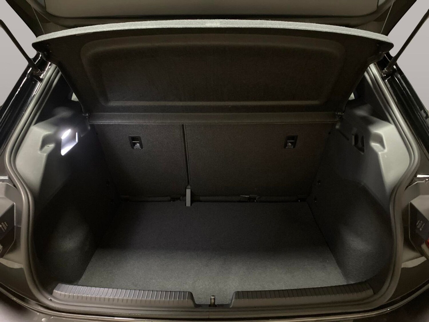 Used Volkswagen ID.3 2021 for sale - 77786608: Photo 28