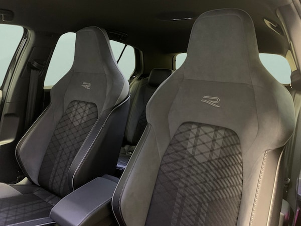 Used Volkswagen Golf 2023 for sale - 76243848: Photo 18