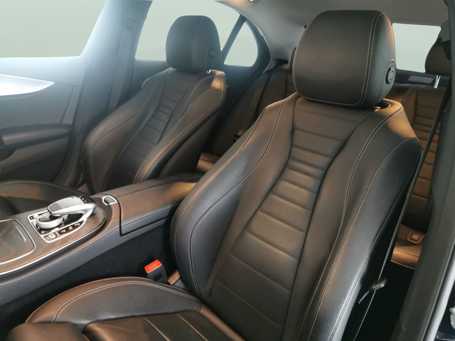 Used Mercedes-Benz E Class 2020 for sale - 77005681: Photo 5