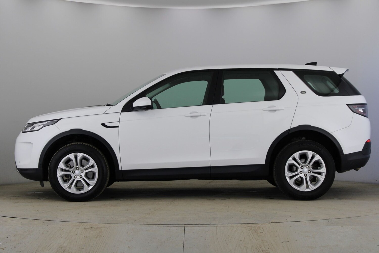 Used Land Rover Discovery Sport for sale - 77743984: Photo 9