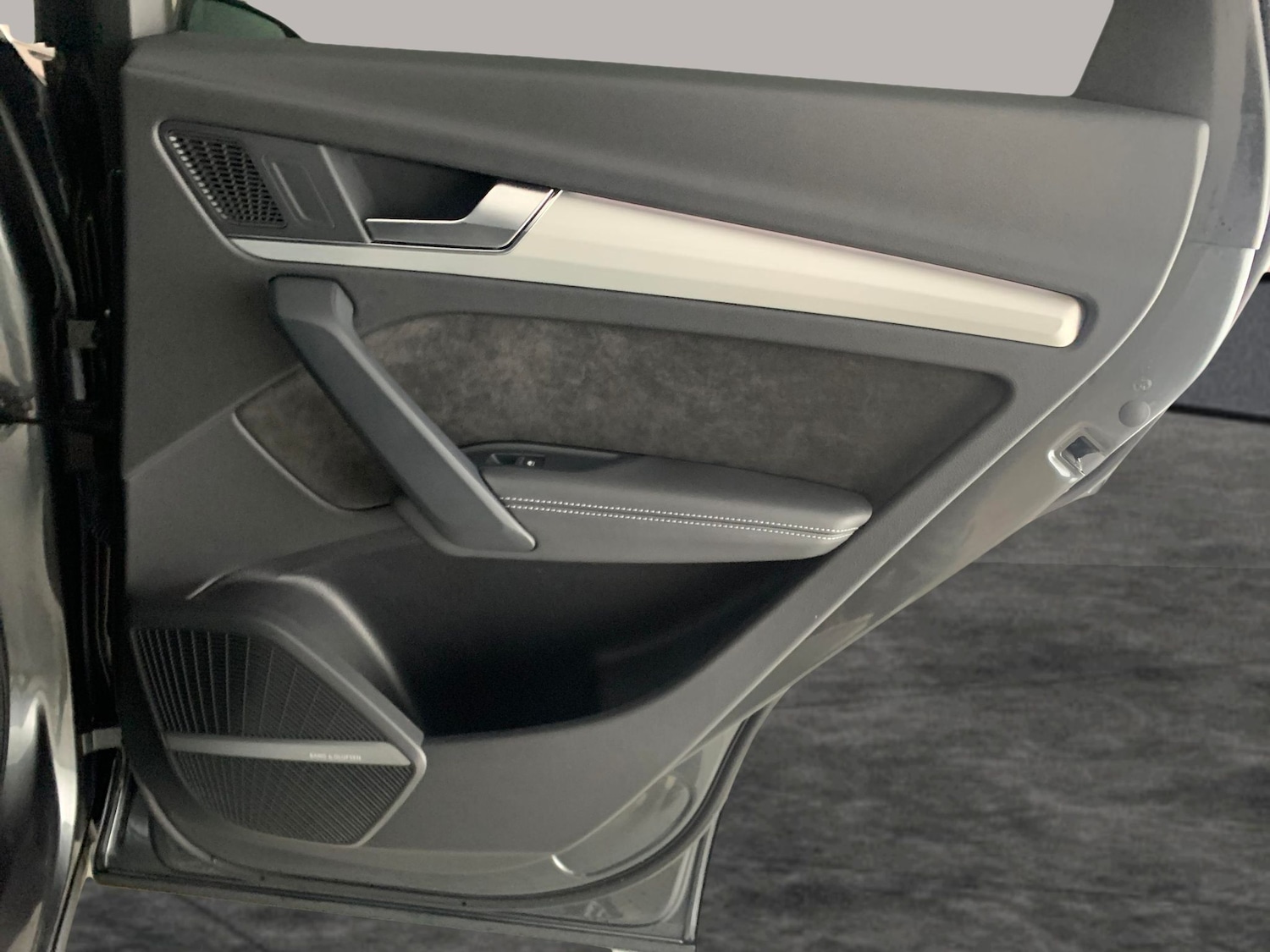 Used Audi Q5 2020 for sale - 76668547: Photo 35