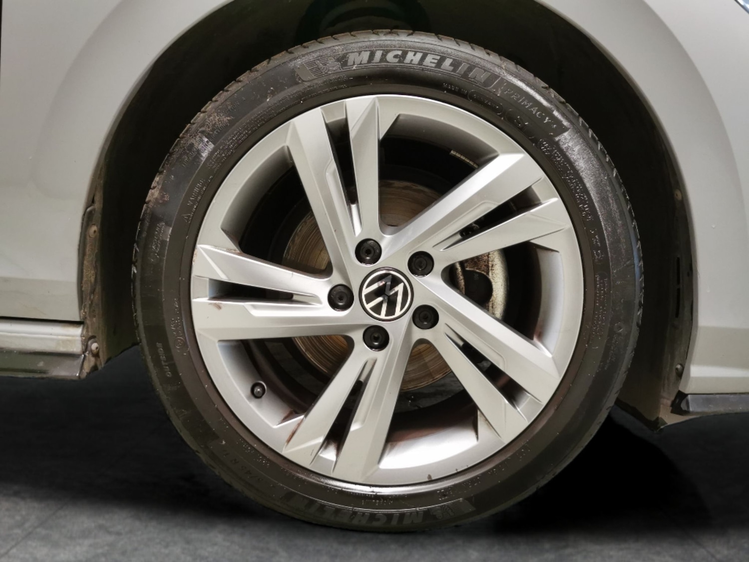 Used Volkswagen Golf 2022 for sale - 76612318: Photo 21