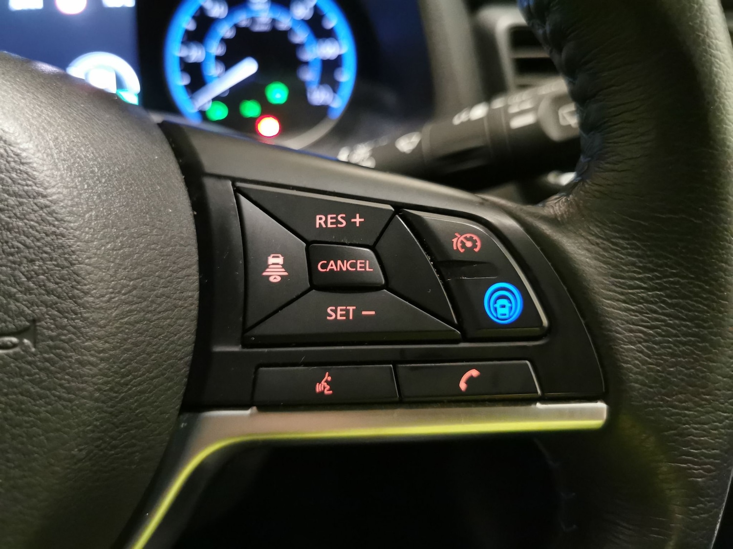 Used Nissan Leaf 2022 for sale - 78001016: Photo 21