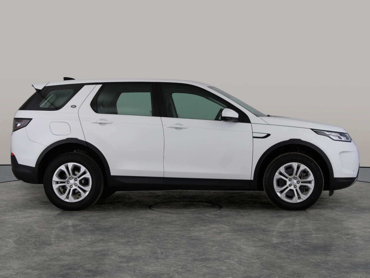 Used Land Rover Discovery Sport 2022 for sale - 77834059: Photo 5